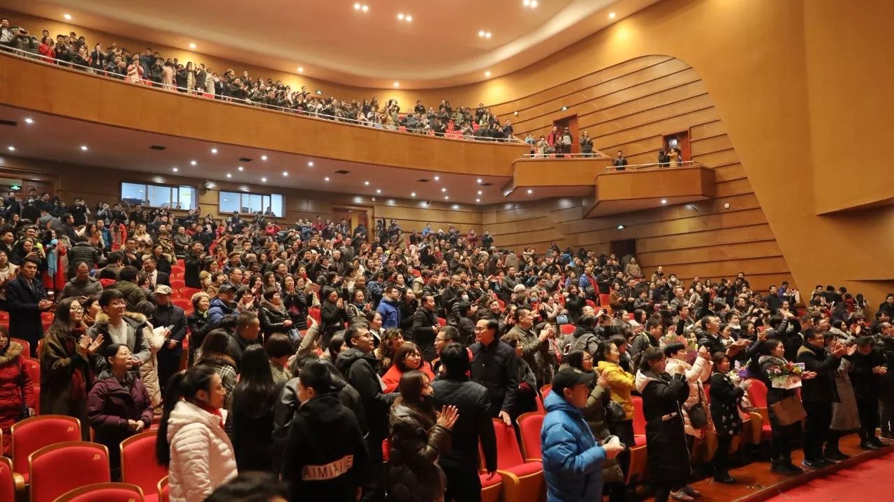 pg模拟器关于Ning重返赛场，表现优异首场状态出色，切尔西观众沸腾！赢得满堂喝彩的信息