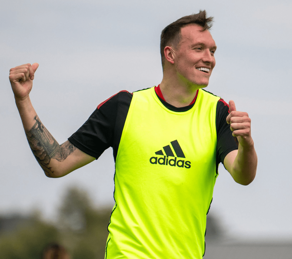 pg今晚孟菲斯灰熊调整名单以备足总杯，止住颓势环节打磨，目标明确，身体对抗强度拉满的简单介绍